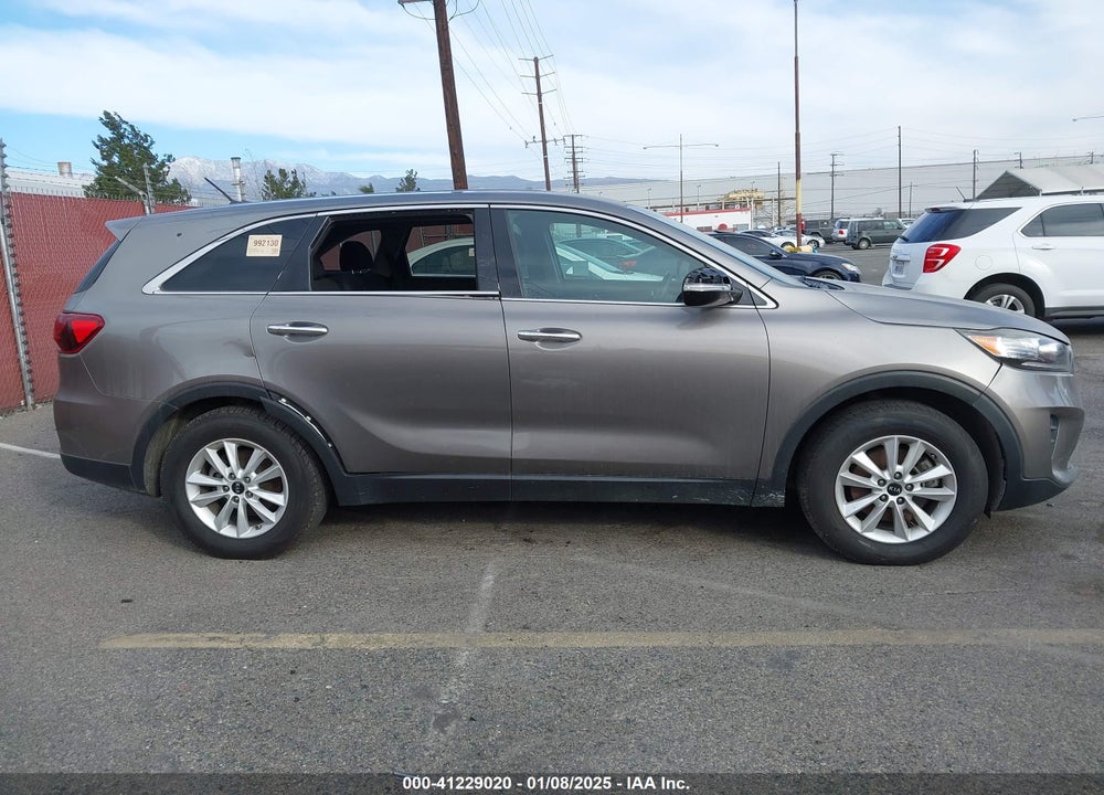 2019 KIA SORENTO 2.4L LX VIN: 5XYPG4A30KG479608