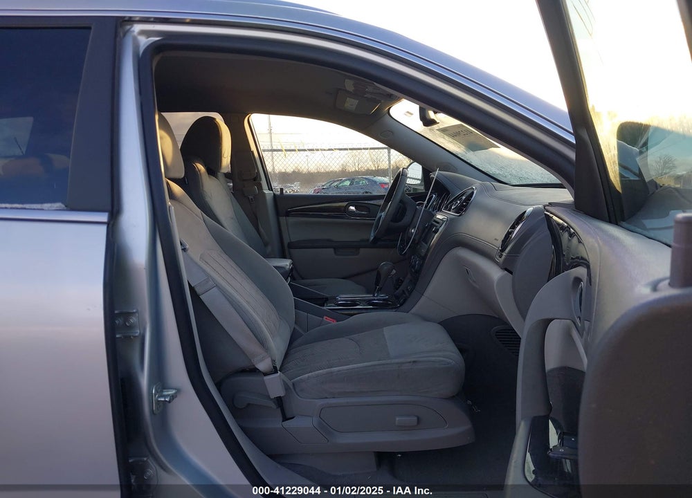 2015 BUICK ENCLAVE CONVENIENCE VIN: 5GAKRAKD0FJ162008