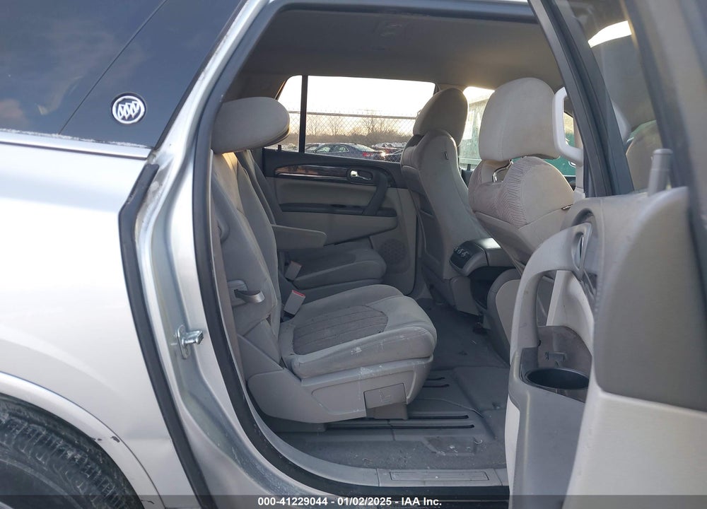 2015 BUICK ENCLAVE CONVENIENCE VIN: 5GAKRAKD0FJ162008