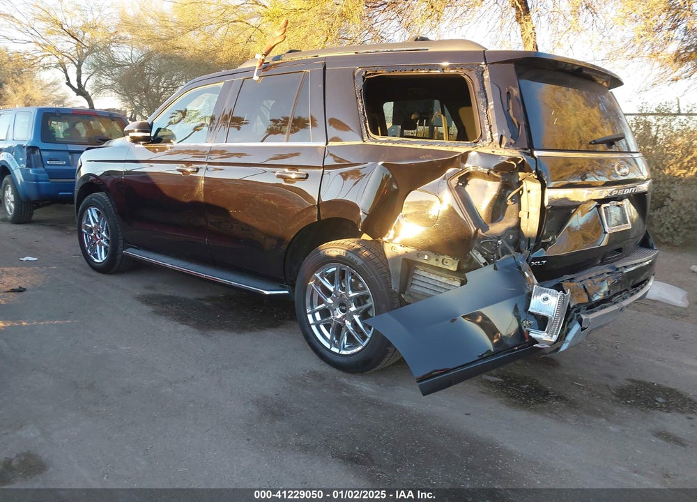 2019 FORD EXPEDITION XLT VIN: 1FMJU1HT1KEA30851