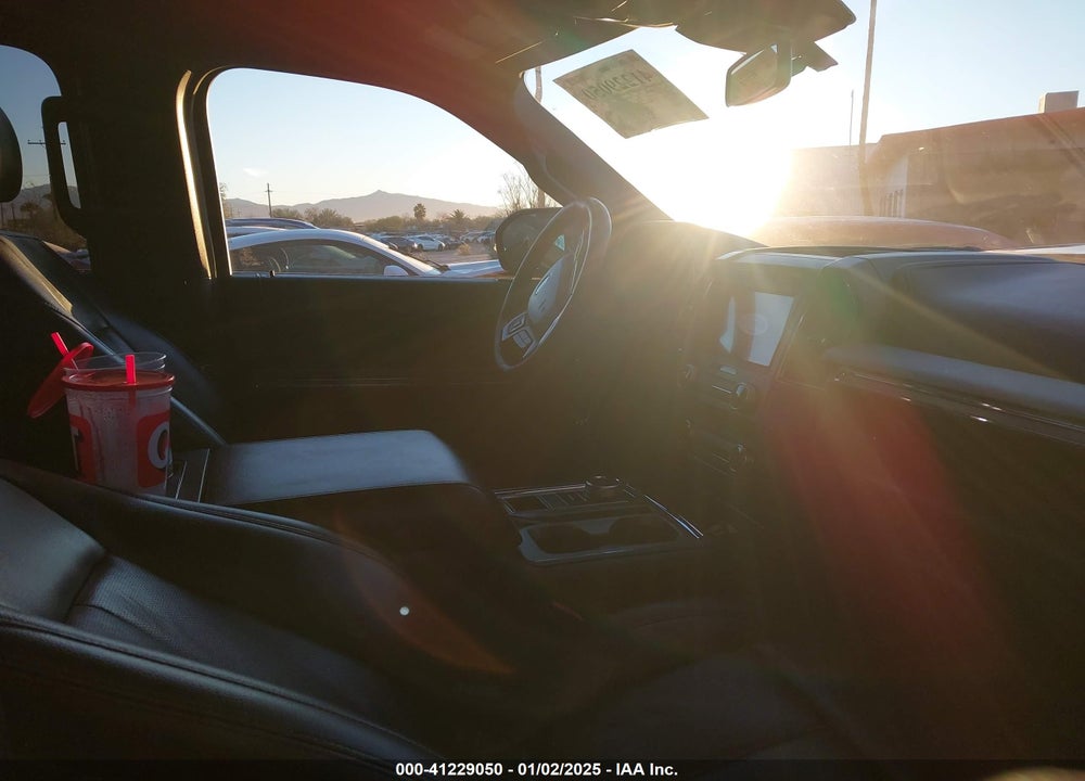 2019 FORD EXPEDITION XLT VIN: 1FMJU1HT1KEA30851