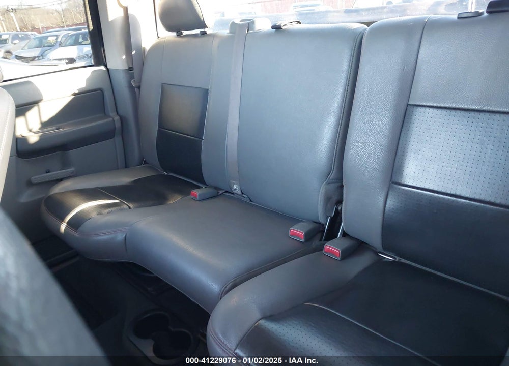 2007 DODGE RAM 1500 VIN: 1D7HA18217S157472