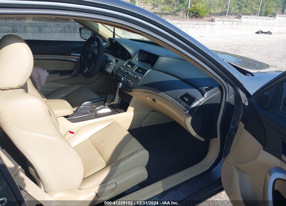 2008 HONDA ACCORD VIN: 1HGCS22808A002635