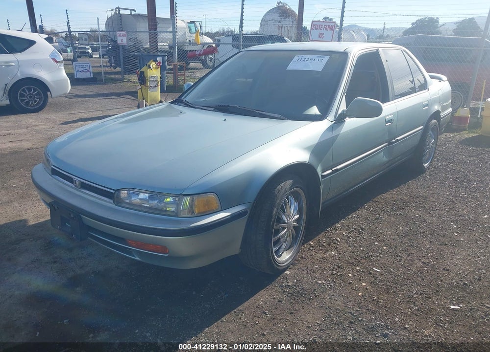 1992 HONDA ACCORD LX/EX VIN: JHMCB7650NC021924
