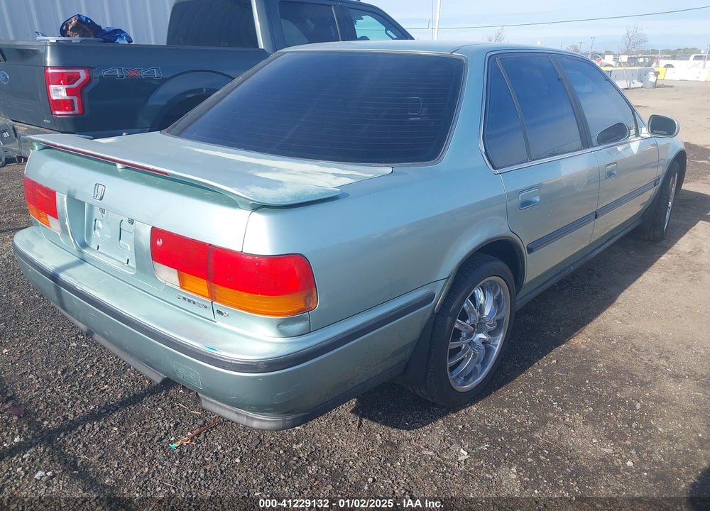 1992 HONDA ACCORD LX/EX VIN: JHMCB7650NC021924