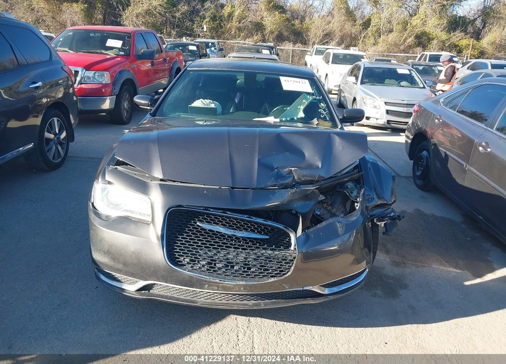 2016 CHRYSLER 300 LIMITED VIN: 2C3CCAAG7GH175670