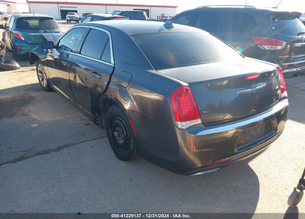 2016 CHRYSLER 300 LIMITED VIN: 2C3CCAAG7GH175670