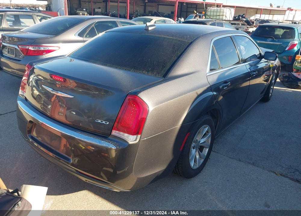 2016 CHRYSLER 300 LIMITED VIN: 2C3CCAAG7GH175670