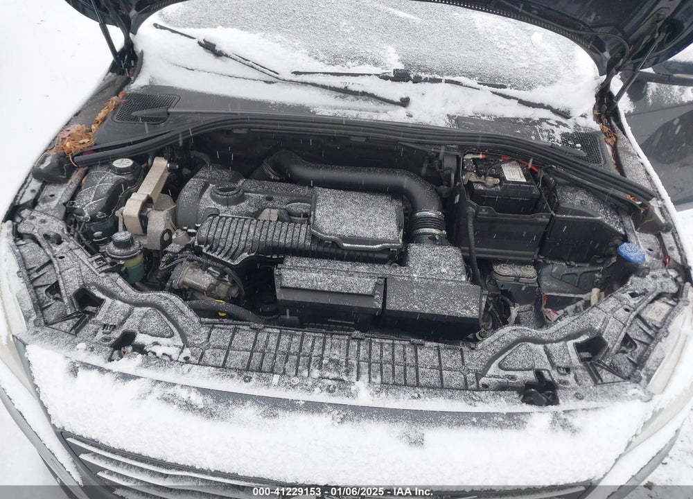 2015 VOLVO S60 VIN: YV1612TK6F1348608
