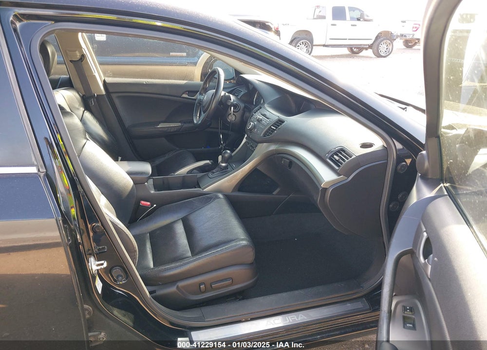 2010 ACURA TSX 2.4/2.4 (A5) VIN: JH4CU2F69AC010730