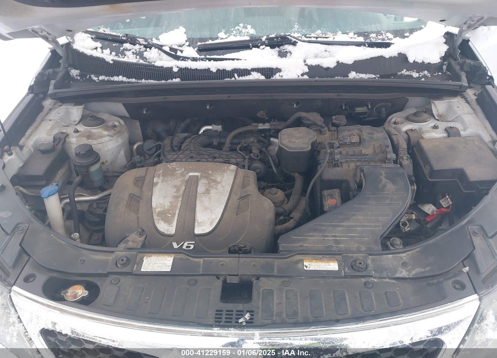 2011 KIA SORENTO LX V6 VIN: 5XYKTDA25BG074616