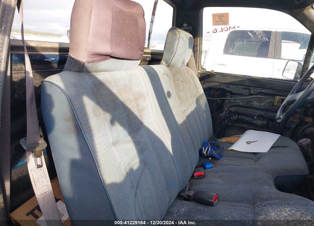1989 TOYOTA PICKUP 1/2 TON SHT WHEELBASE DLX VIN: JT4VN01D4K6000222
