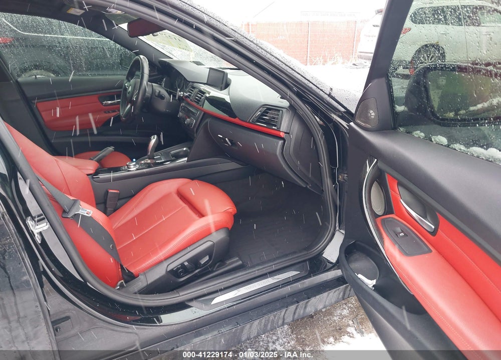 2013 BMW 328I XDRIVE VIN: WBA3B5G50DNS02445