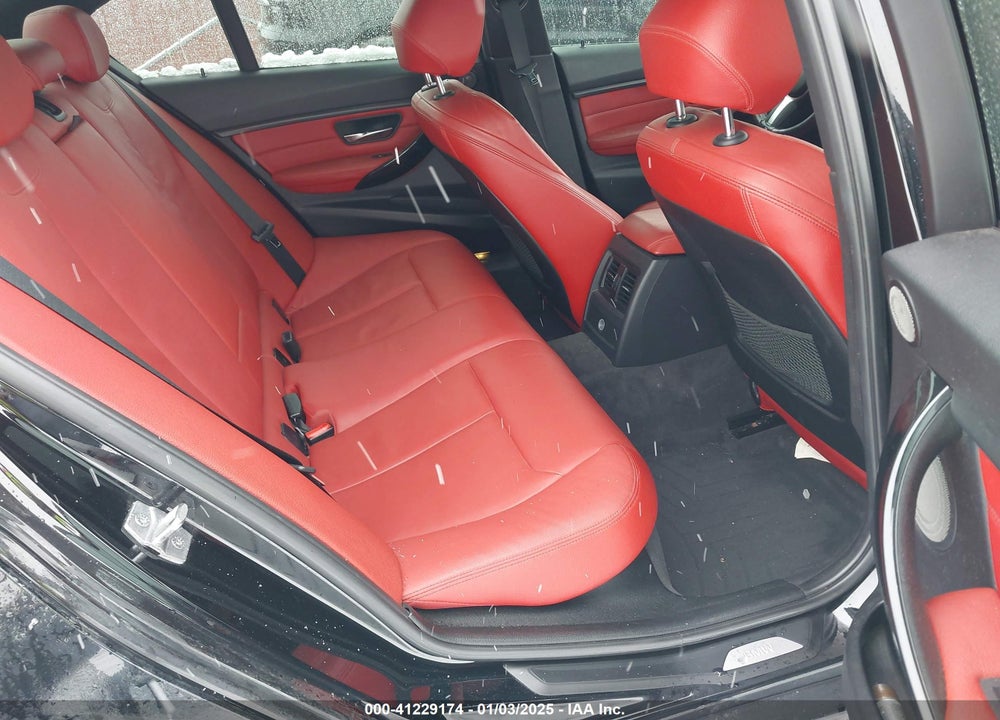 2013 BMW 328I XDRIVE VIN: WBA3B5G50DNS02445