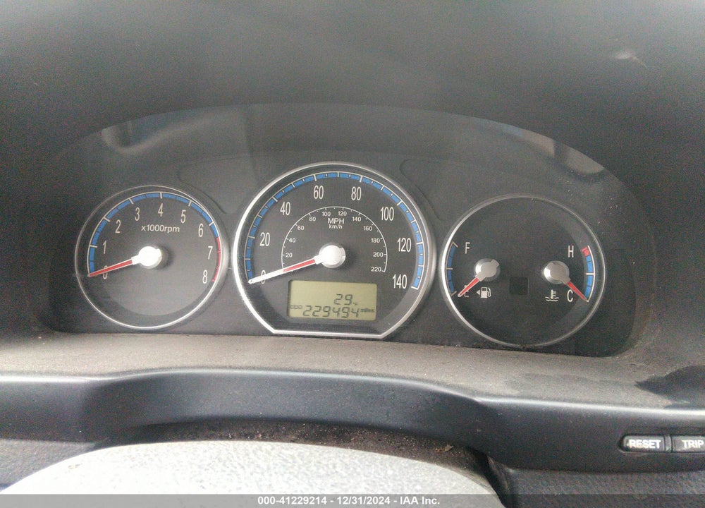 2009 HYUNDAI SANTA FE GLS VIN: 5NMSG73D89H305870