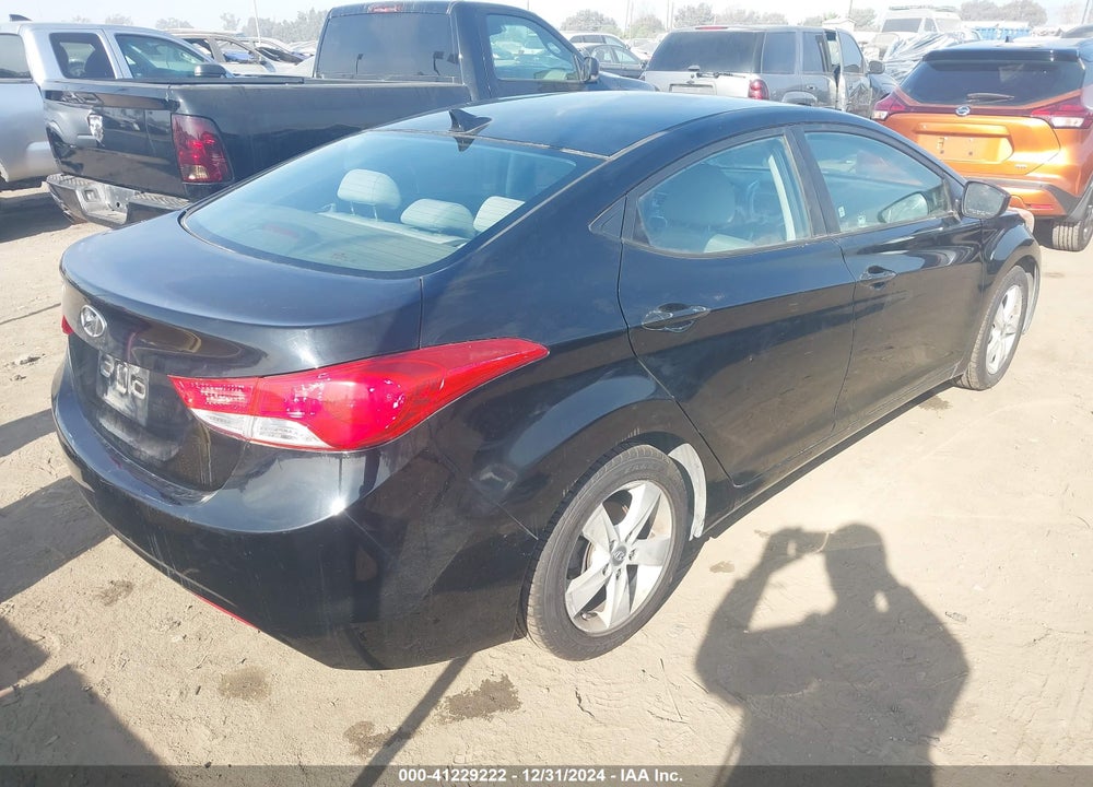 2011 HYUNDAI ELANTRA VIN: KMHDH4AE8BU111396