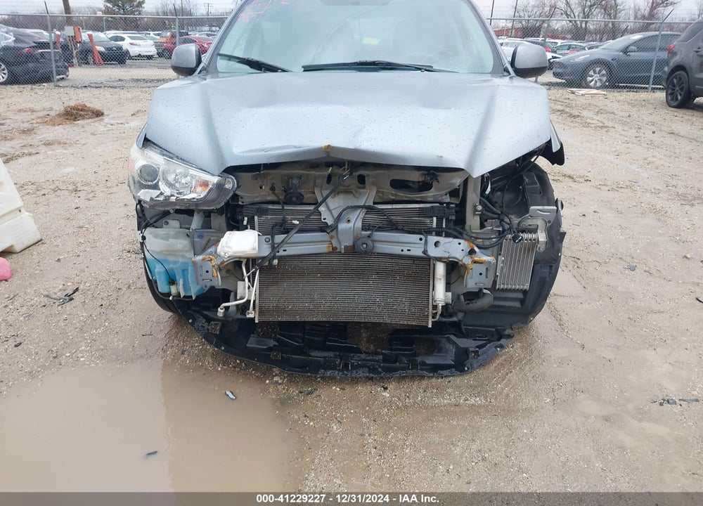2015 MITSUBISHI OUTLANDER SPORT ES VIN: 4A4AR3AW4FE033330