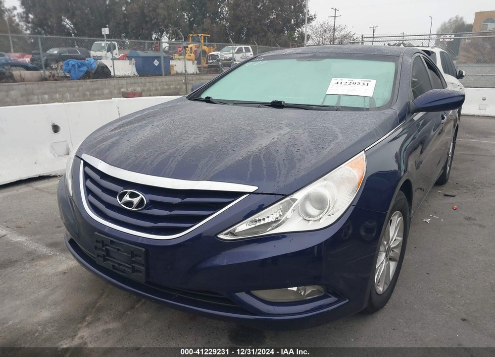 2013 HYUNDAI SONATA VIN: 5NPEB4AC0DH569245
