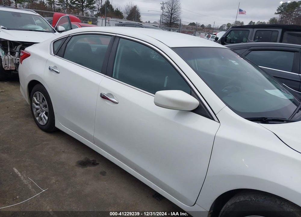 2017 NISSAN ALTIMA VIN: 1N4AL3AP7HN342414