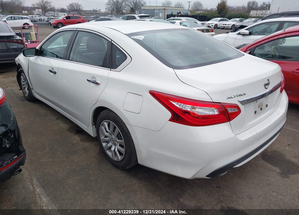 2017 NISSAN ALTIMA VIN: 1N4AL3AP7HN342414