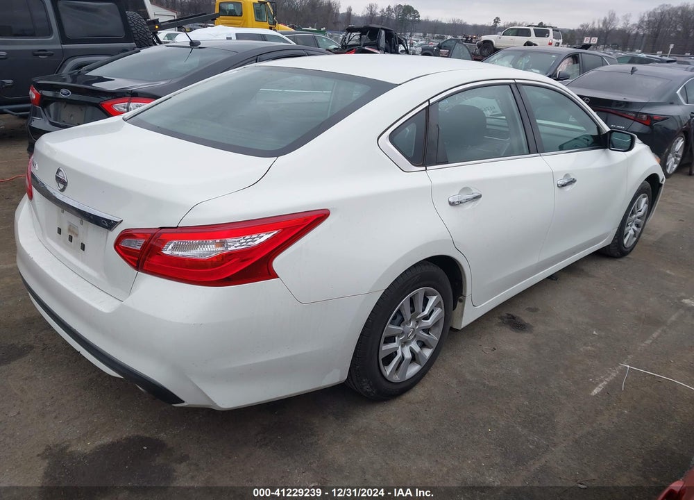 2017 NISSAN ALTIMA VIN: 1N4AL3AP7HN342414