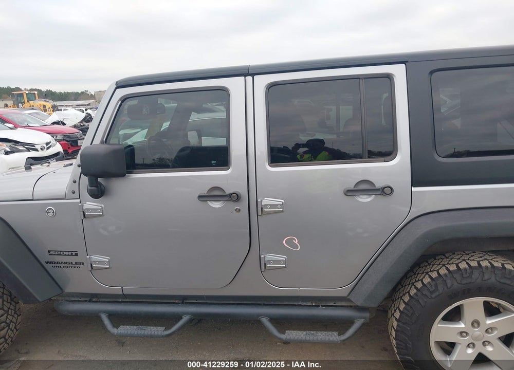 2016 JEEP WRANGLER UNLIMITED SPORT VIN: 1C4BJWDG9GL171211