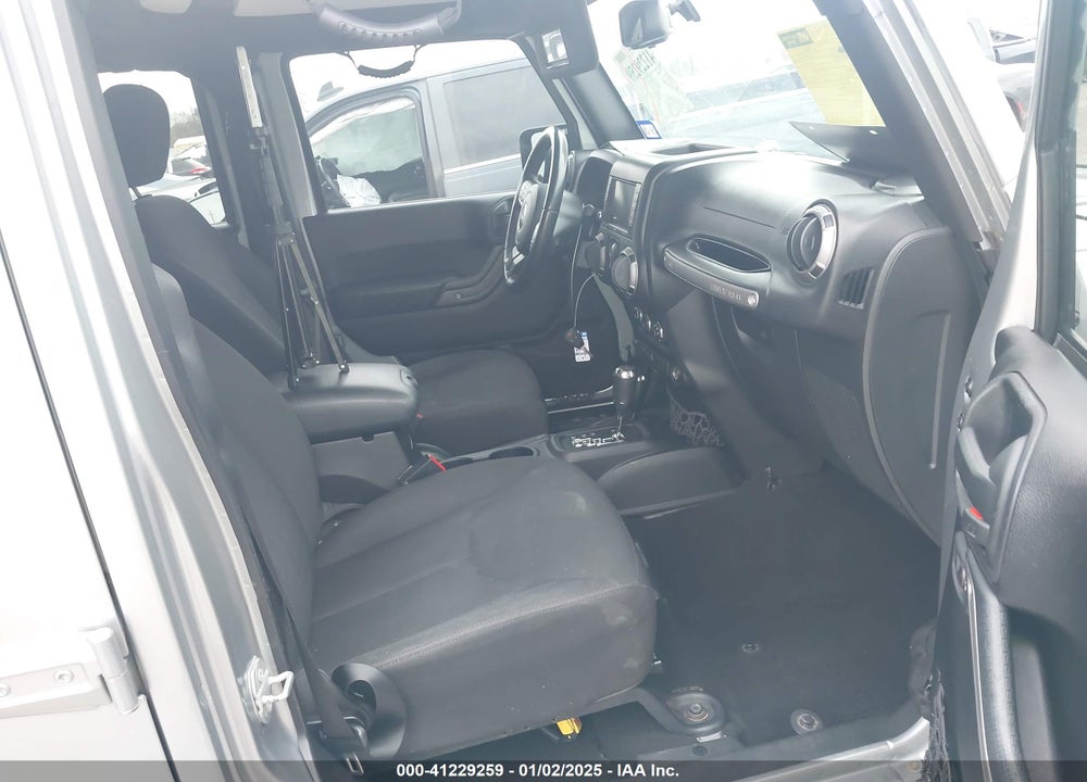 2016 JEEP WRANGLER UNLIMITED SPORT VIN: 1C4BJWDG9GL171211