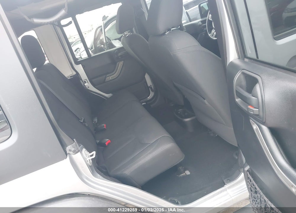 2016 JEEP WRANGLER UNLIMITED SPORT VIN: 1C4BJWDG9GL171211