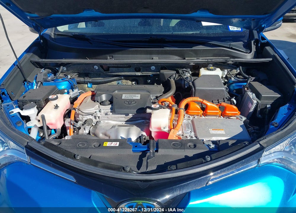 2018 TOYOTA RAV4 HYBRID XLE VIN: JTMRJREVXJD246089