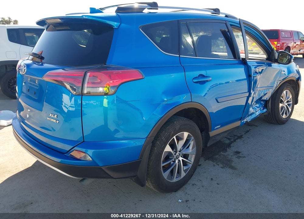 2018 TOYOTA RAV4 HYBRID XLE VIN: JTMRJREVXJD246089