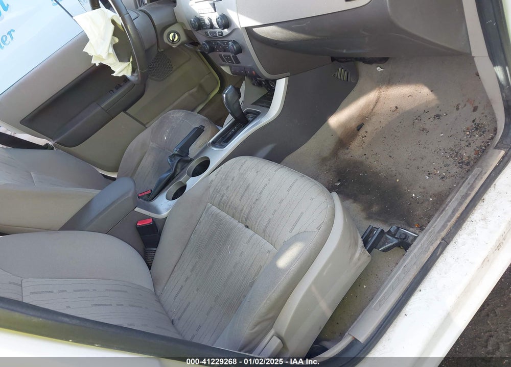 2010 FORD FOCUS VIN: 1FAHP3FNXAW186332