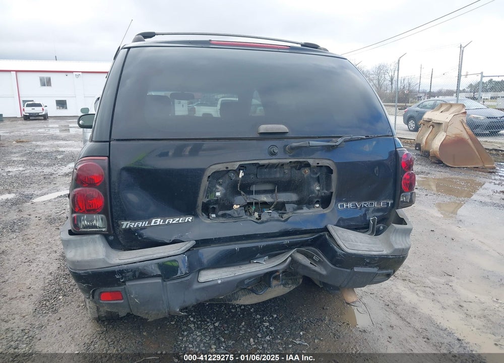 2002 CHEVROLET TRAILBLAZER LT VIN: 1GNDT13S722185786