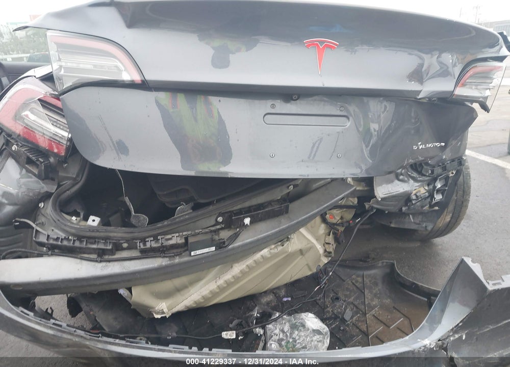 2018 TESLA MODEL 3 LONG RANGE/PERFORMANCE VIN: 5YJ3E1EB1JF181353