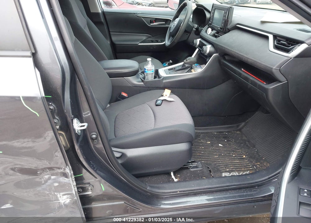 2020 TOYOTA RAV4 XLE VIN: 2T3P1RFV2LC072967