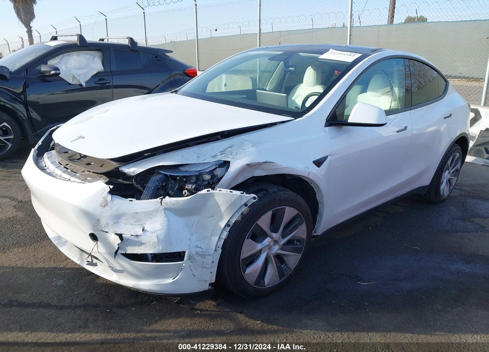 2023 TESLA MODEL Y AWD/LONG RANGE DUAL MOTOR ALL-WHEEL DRIVE VIN: 7SAYGDEE4PF638549
