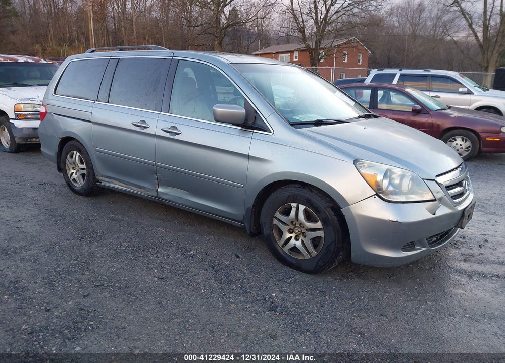 2005 HONDA ODYSSEY EX-L VIN: 5FNRL38635B096286