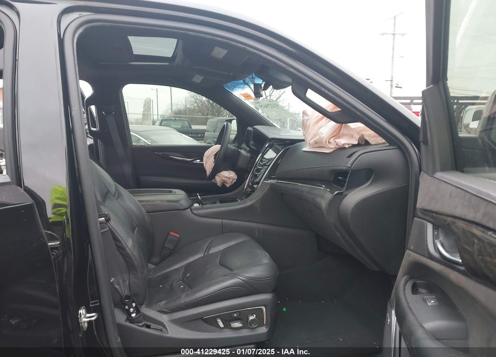 2017 CADILLAC ESCALADE PLATINUM VIN: 1GYS4DKJ4HR337718