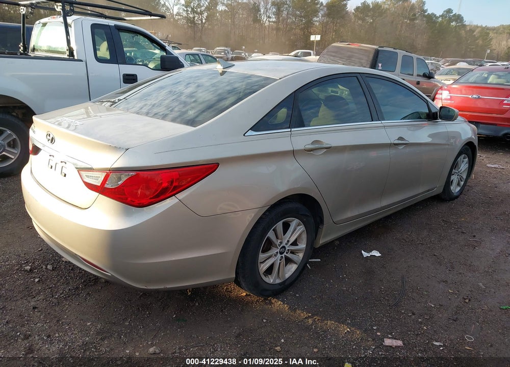 2011 HYUNDAI SONATA GLS VIN: 5NPEB4AC2BH029537