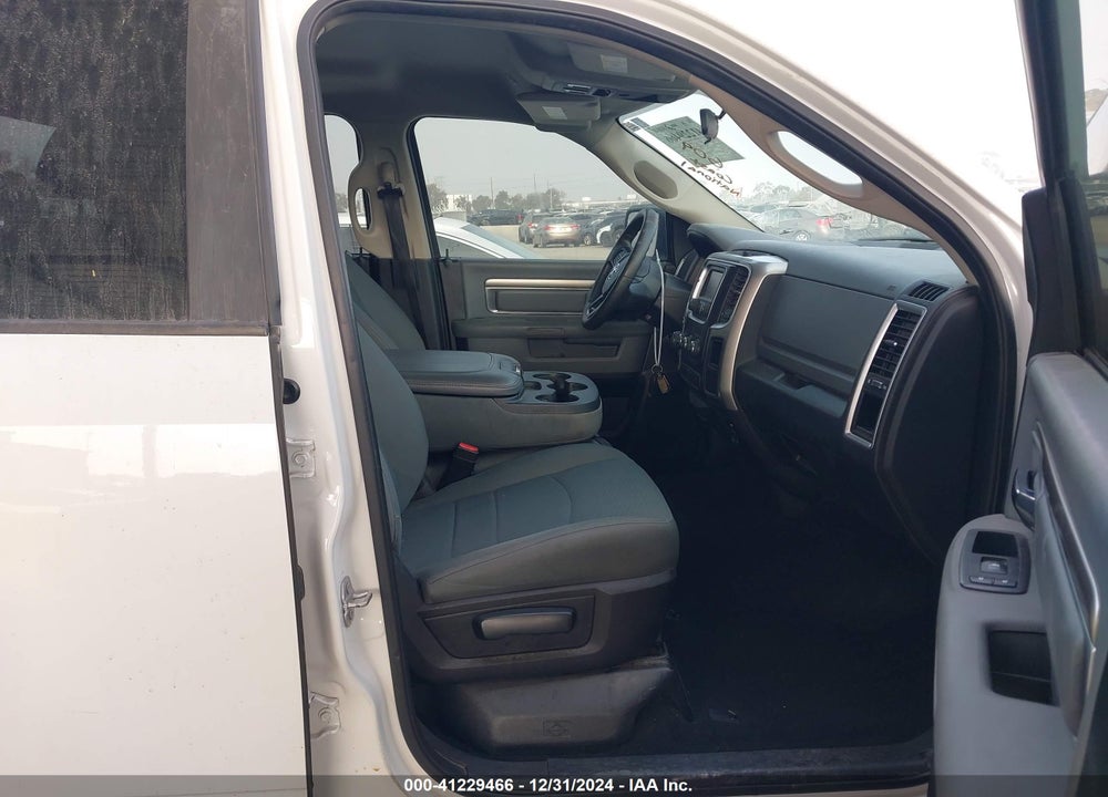 2017 RAM 1500 VIN: 1C6RR6GT9HS542351