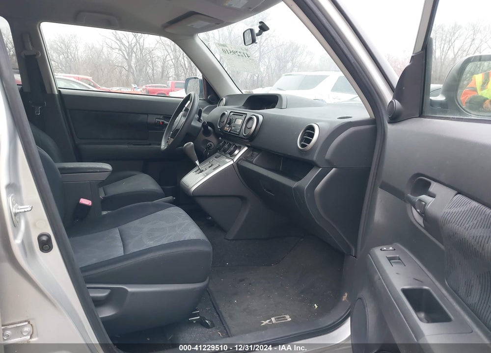 2012 SCION XB VIN: JTLZE4FE8CJ025573