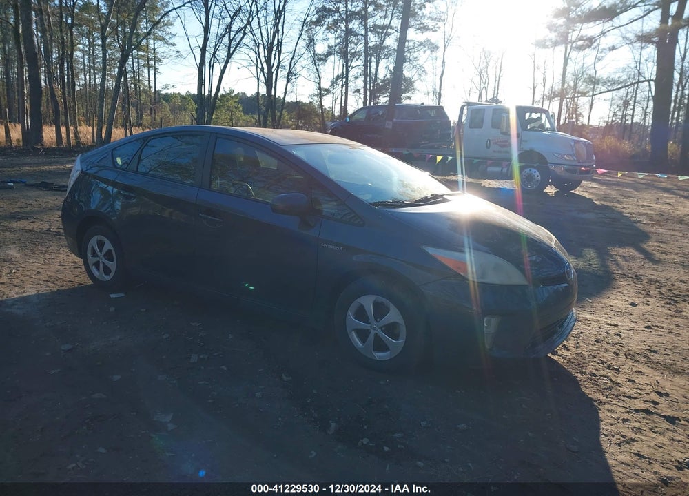 2013 TOYOTA PRIUS FOUR VIN: JTDKN3DU2D1682355