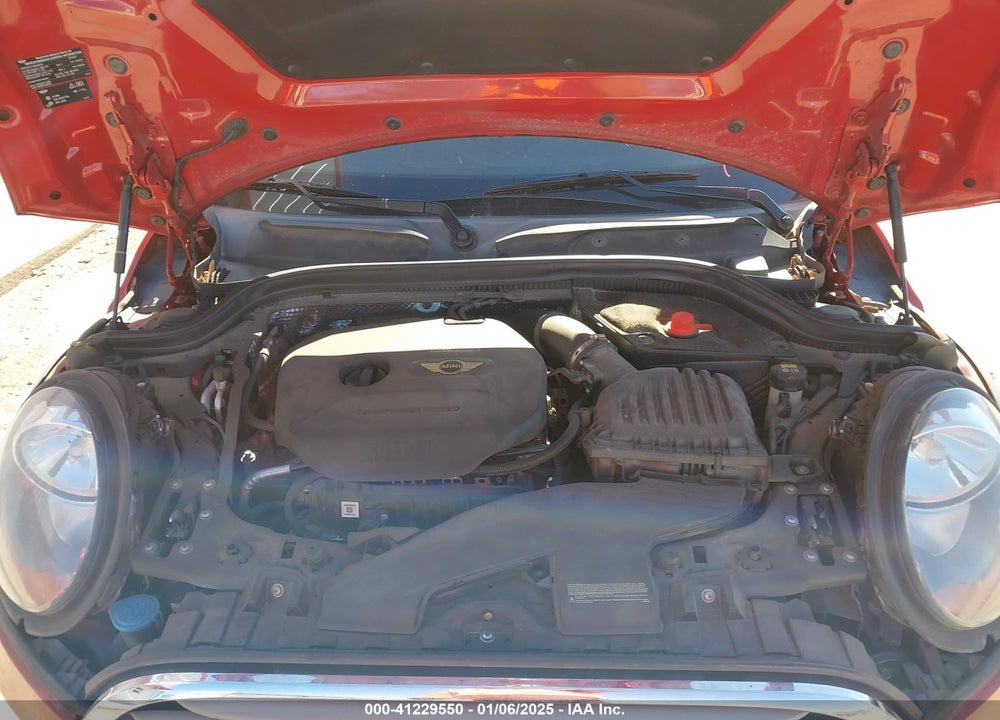 2015 MINI HARDTOP VIN: WMWXS5C58FT832459