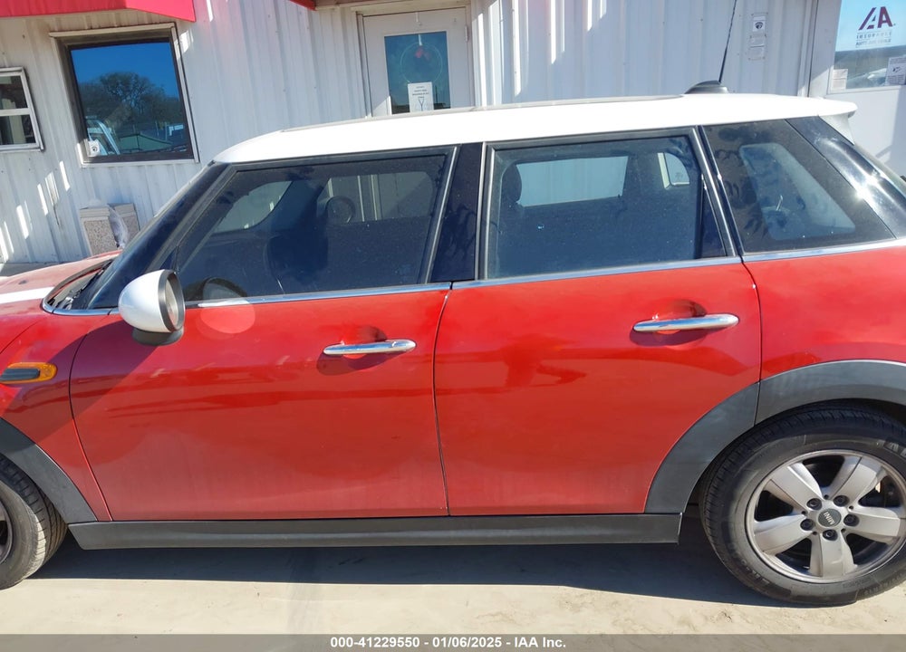 2015 MINI HARDTOP VIN: WMWXS5C58FT832459