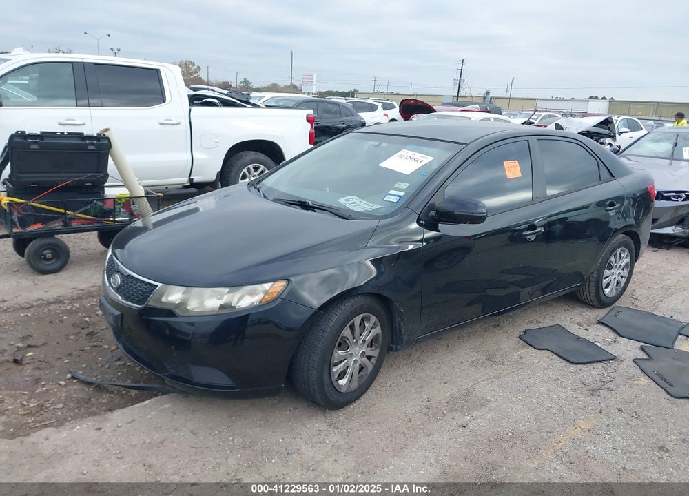 2013 KIA FORTE VIN: KNAFU4A24D5732238