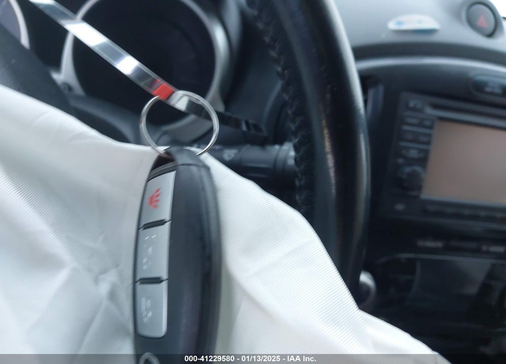 2013 NISSAN JUKE SL VIN: JN8AF5MRXDT219663