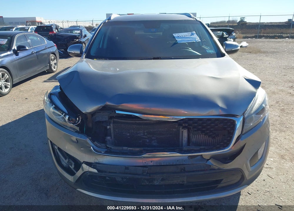 2017 KIA SORENTO VIN: 5XYPH4A15HG211352