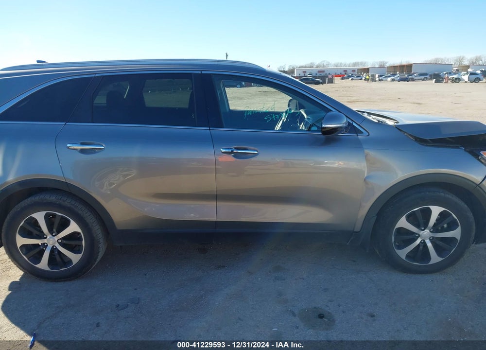 2017 KIA SORENTO VIN: 5XYPH4A15HG211352