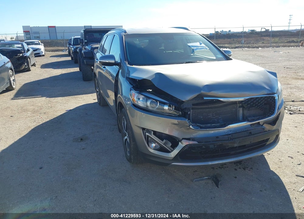 2017 KIA SORENTO VIN: 5XYPH4A15HG211352