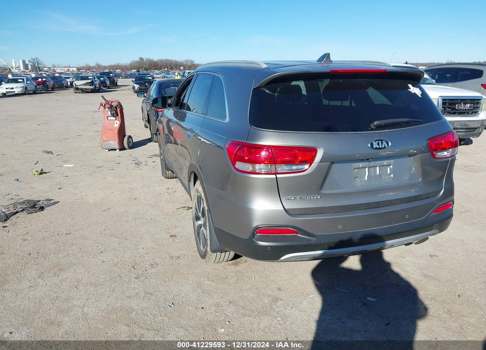 2017 KIA SORENTO VIN: 5XYPH4A15HG211352