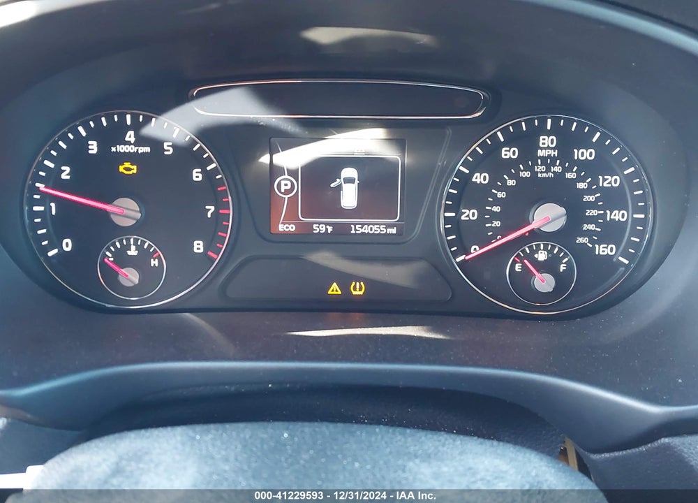 2017 KIA SORENTO VIN: 5XYPH4A15HG211352
